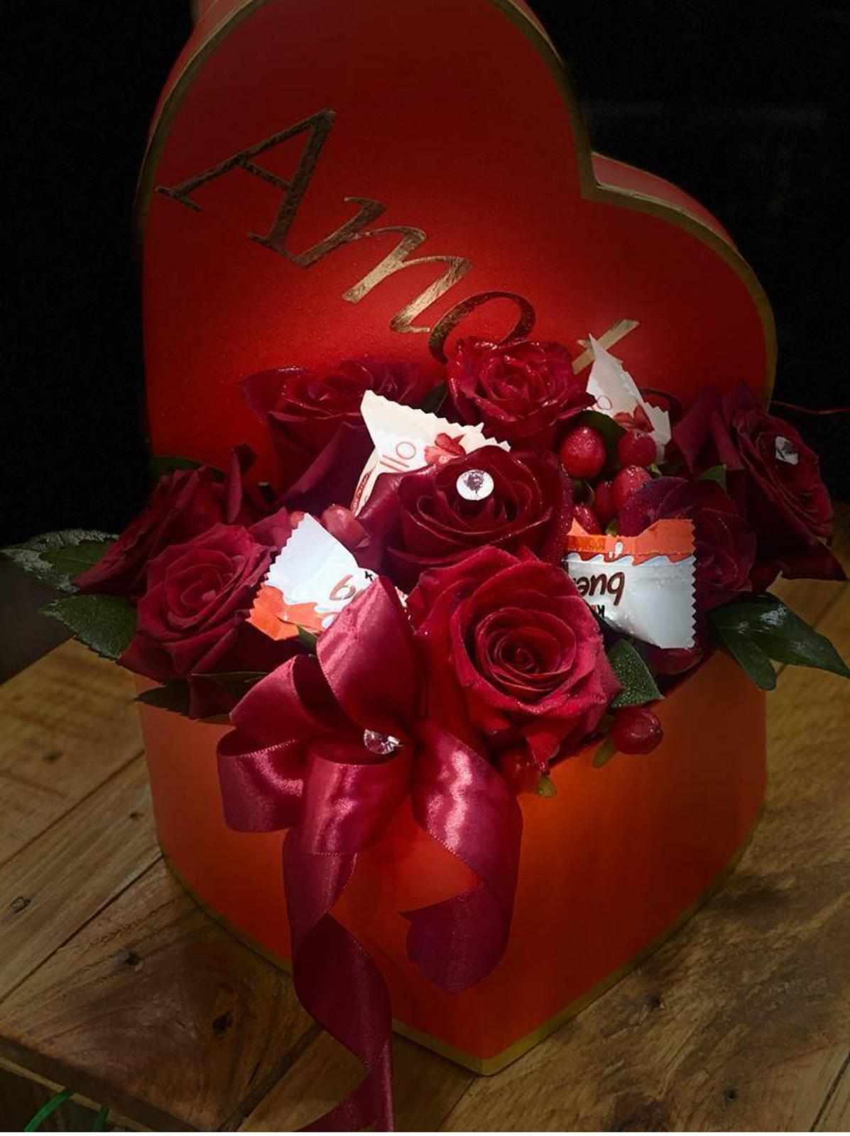 Box personalizada com rosas naturais